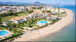 Immerse in Beachfront Bliss: A Delightful Penthouse with Endless, Denia 03700