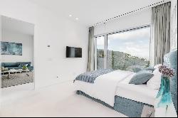 Fantastic modern villa with dream sea view