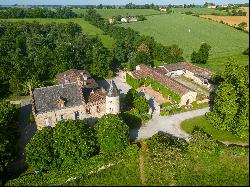 Exceptional: 15th-century château 45 minutes from Toulouse