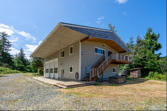 Ocean & Coquille River Views