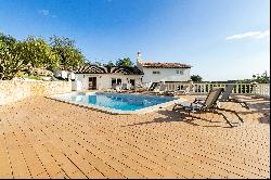 Detached house, 5 bedrooms, for Sale