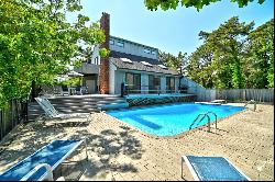 AMAGANSETT DUNES WITH POOL