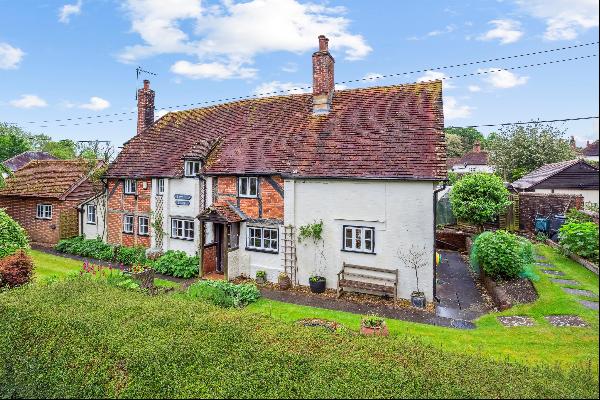 Church View Cottage is a delightful Grade II Listed detached cottage in the heart of the p