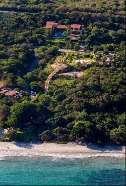 Casa Kupuri Estates: Vacation Rental House in Punta de Mita, Nayarit