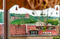 Apartment with unique views of Gediminas Castle