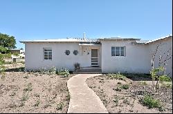 Superb Example of an Art-Deco Influenced adobe