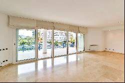 Seafront duplex penthouse for sale in Parc del Mar, in Sitges
