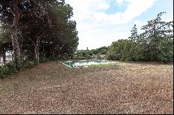 Large property with two plots of land in Sant Andreu de Llavaneres