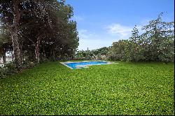 Large property with two plots of land in Sant Andreu de Llavaneres