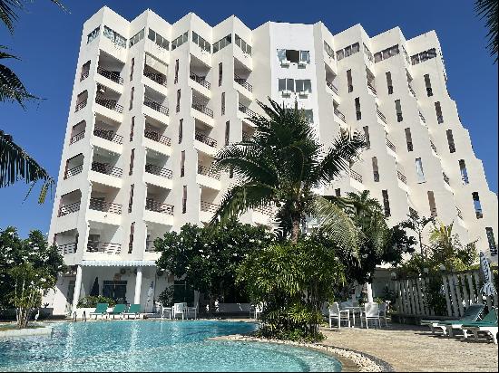 2 bedroom condo with nice pool in Sea Sand Sun, Mae Ramphueng Beach