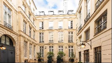 An exquisite apartment with a beautiful, rare garden in the heart of Saint Germain-des-Pré