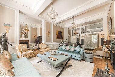 A stunning 5 bedroom apartment to rent in South Kensington, Princes Gate SW7