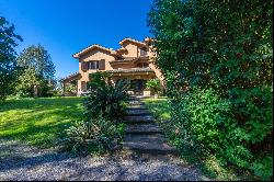 Private Villa for sale in Roma (Italy)