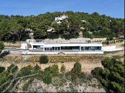 Exclusive luxury villa in Es Cubells