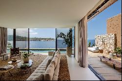 Impressive Villa at the edge of the world for holiday rental in Portinatx