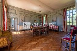 For Sale magnificent 17th century Chateau in Charente-Maritime