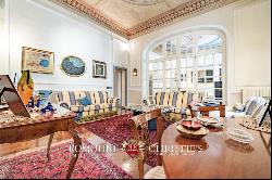 Florence - LUXURY PROPERTY FOR SALE TWO STEPS FROM PIAZZA DELLA SIGNORIA