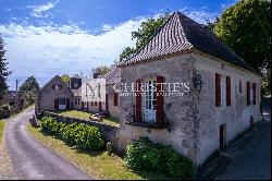 Renovated stone property with river Dordogne views