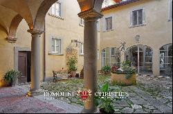 Tuscany - LUXURY VILLA WITH POOL AND OLIVE GROVE FOR SALE IN FLORENCE