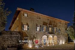 Tuscany - LUXURY VILLA WITH POOL AND OLIVE GROVE FOR SALE IN FLORENCE