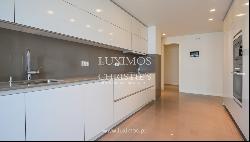 Luxury 3 bedroom apartment with balcony, for sale, in Porto, Portugal