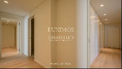 Luxury 3 bedroom apartment with balcony, for sale, in Porto, Portugal