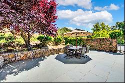 Exceptional East Napa Offering