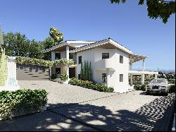 Well located villa with breathtaking golf views in Los Flamingos Golf
