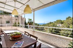 Well maintained villa in Costa den Blanes with sea view