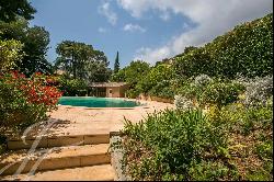 Villa located in residence close to the sea with swimmingpool and tennis court