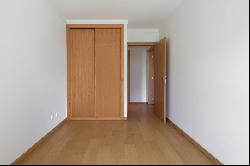 Flat, 2 bedrooms, for Rent