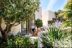 Contemporary seaside villa in Ciutadella, Menorca, for rent
