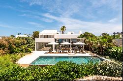 Contemporary seaside villa in Ciutadella, Menorca, for rent
