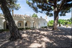 Country Estate, 9 bedrooms, for Sale