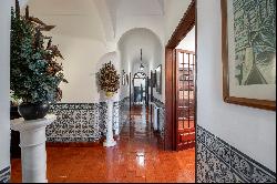 Country Estate, 9 bedrooms, for Sale