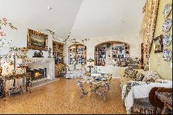 Italian Villa in Malibu