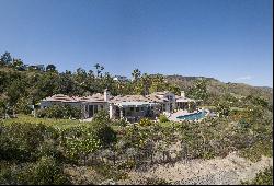 Italian Villa in Malibu