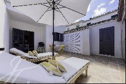 Modernized house with sunny patio in S'Arracó