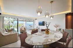 Cannes Croisette - High floor - Stunning 3 bedroom apartment with sea view.