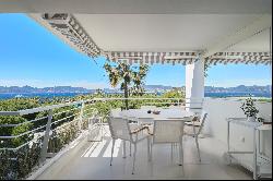 Cannes Croisette - High floor - Stunning 3 bedroom apartment with sea view.