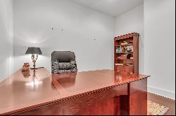 Enthralling Condo at Piatt Place