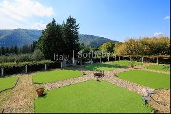 Exclusive resort recently renovated in Tuscany