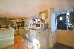 Llandyfaelog, Kidwelly, Carmarthenshire, SA17 5NY