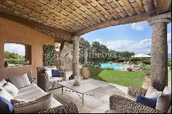 Unique property in absolute prime location of Romazzino