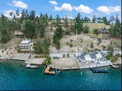 Lake Chelan Waterfront Gem