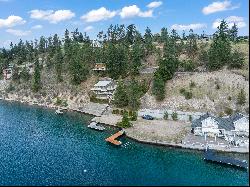 Lake Chelan Waterfront Gem