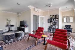 Flat, 4 bedrooms, for Sale