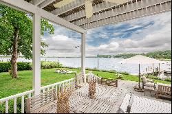 Waterfront Beauty in Sag Harbor