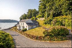 Cliff Road, Salcombe, Devon, TQ8 8LD