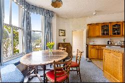 Cliff Road, Salcombe, Devon, TQ8 8LD